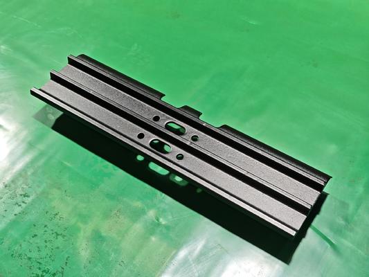 SK120,312,E120B/700/8 Zapato de oruga de triple garra Paso 171.5