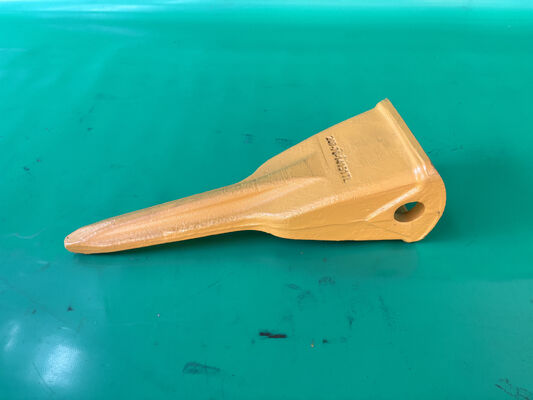 Diente forjado del cucharón Komatsu 207-70-14151TL Diente Komatsu Tiger largo 2077014151TL