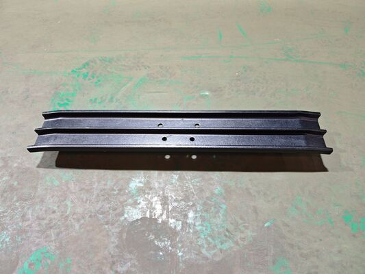 Zapata de oruga Komatsu PC60, zapata de oruga de triple garra, paso STG135A-8-750-001