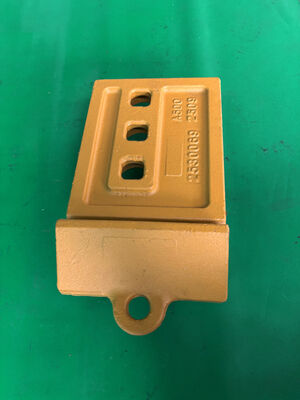 2530069 Media flecha fundida extremo de 3 agujeros 966G 966H 966M 972G