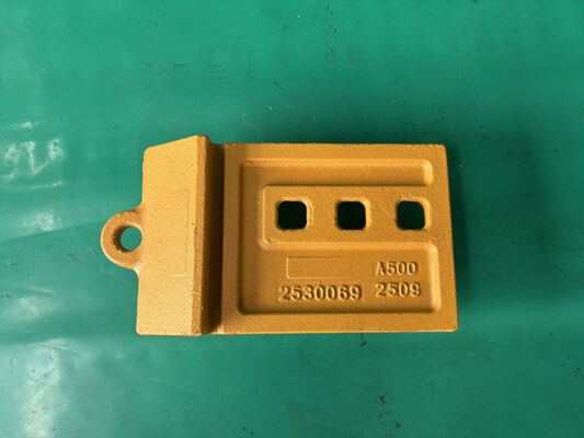 2530069 Media flecha fundida extremo de 3 agujeros 966G 966H 966M 972G