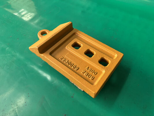 2530069 Media flecha fundida extremo de 3 agujeros 966G 966H 966M 972G