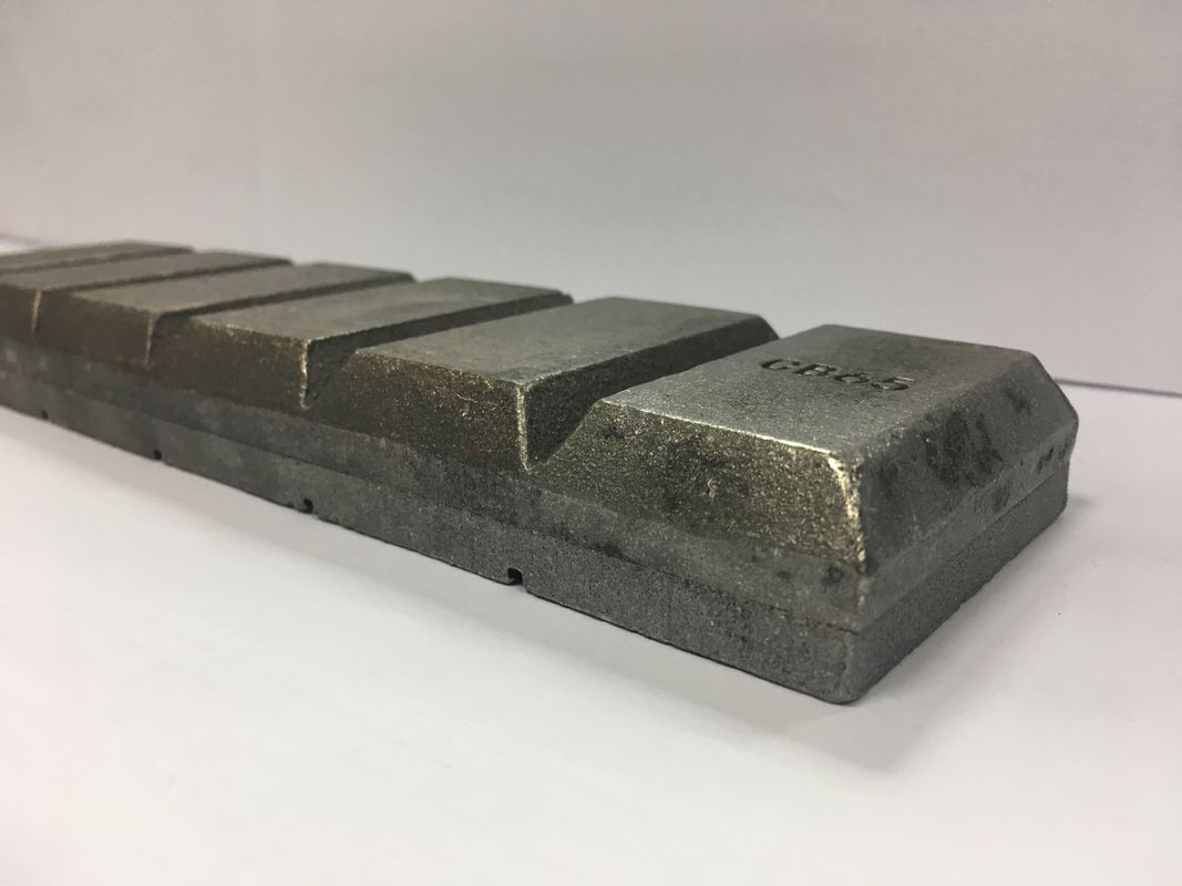 Componente pesado 3.9KG de la protección contra el desgaste del equipo de la pieza 240×100×23m m del desgaste del bloque del chocolate CB100